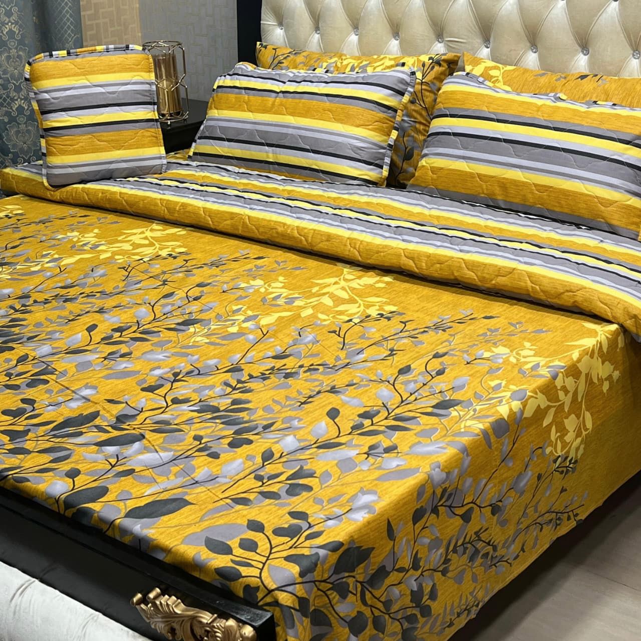 7Pc Printed Comforter Set -CS22